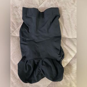 SKIMS Sculpting Mid-Waist Brief Shapewear Mica Women’s XXS/XS NEW
